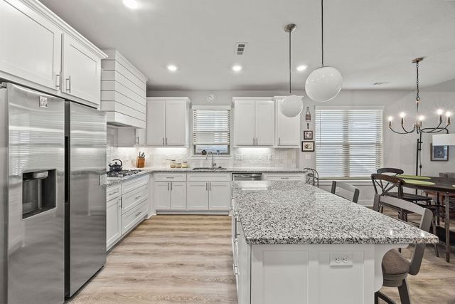 1626 S Price Avenue, Fayetteville, AR 72701