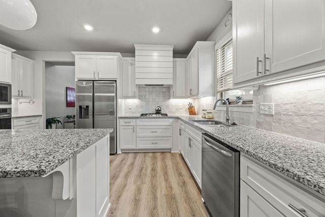 1626 S Price Avenue, Fayetteville, AR 72701