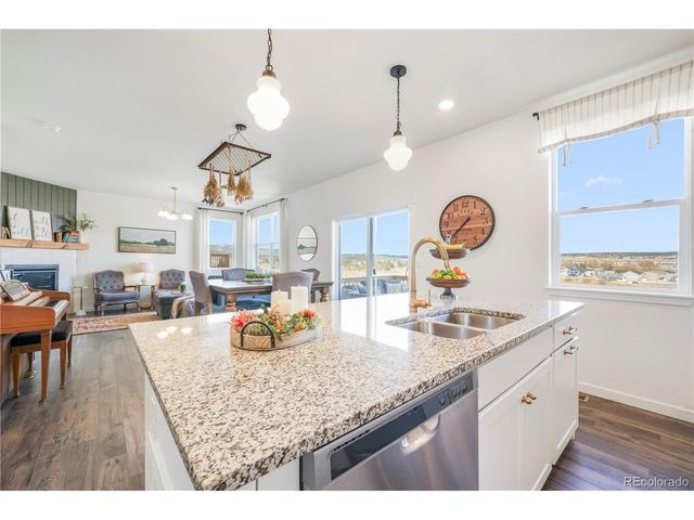 15882 Little Bluestem Rd, Monument, CO 80132