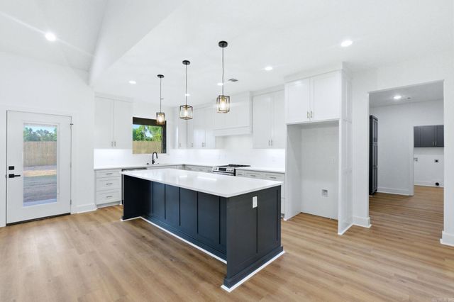 4850 Coronell Way, Bryant, AR 72002