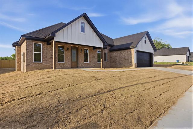 4850 Coronell Way, Bryant, AR 72002