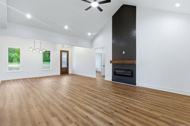 4850 Coronell Way, Bryant, AR 72002