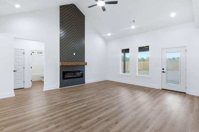 4850 Coronell Way, Bryant, AR 72002