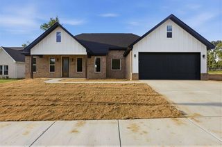 4850 Coronell Way, Bryant, AR 72002