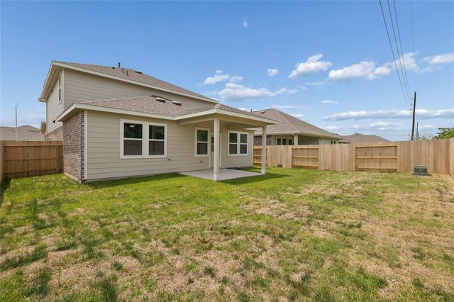 4727 Bay Vista Drive, Baytown, TX 77523