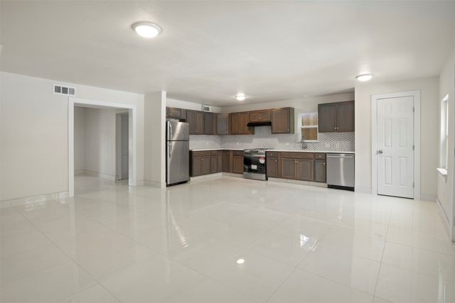8117 Marvel Drive, Dallas, TX 75217