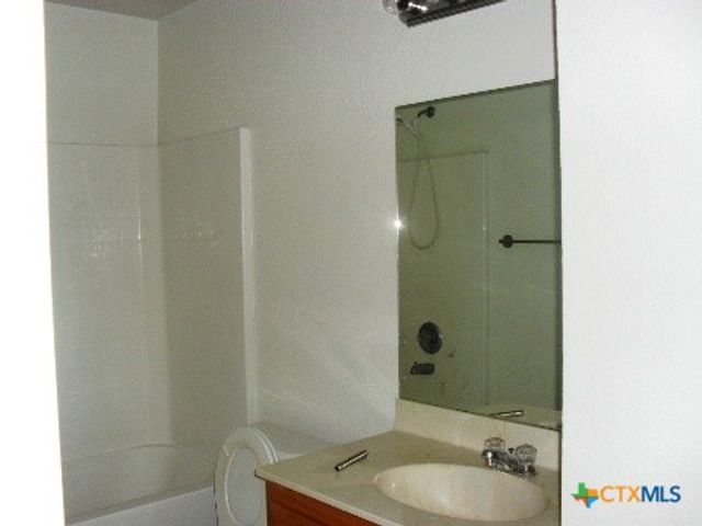 2914 Ashley Drive 2916, Copperas Cove, TX 76522