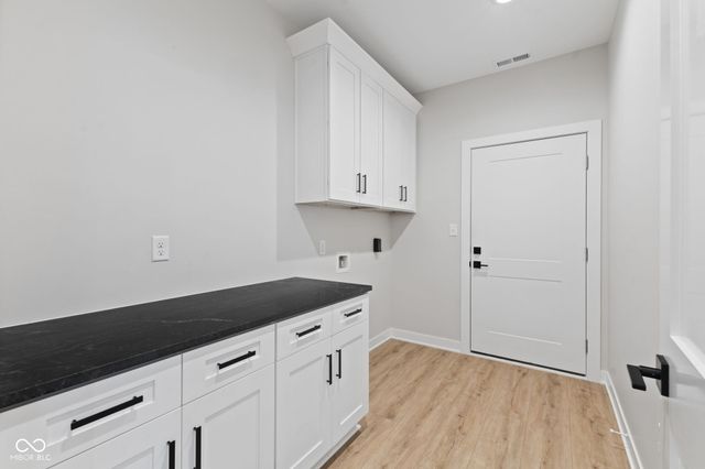 789 Disciples Way, Greenwood, IN 46143