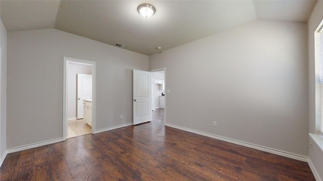 2104 Daniel Street, Fort Worth, TX 76104