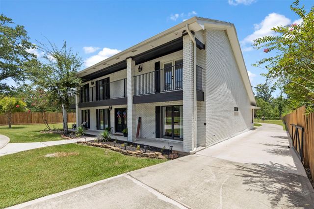 18022 Rogers Road, New Waverly, TX 77358