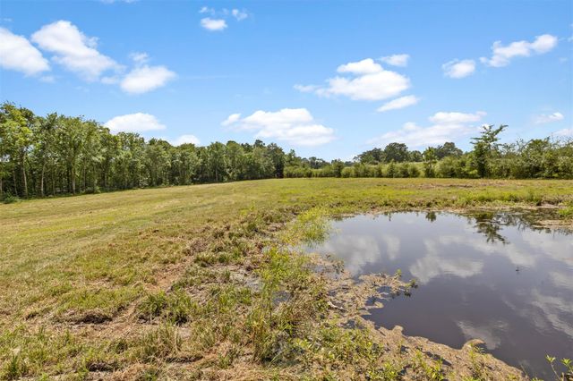 18022 Rogers Road, New Waverly, TX 77358