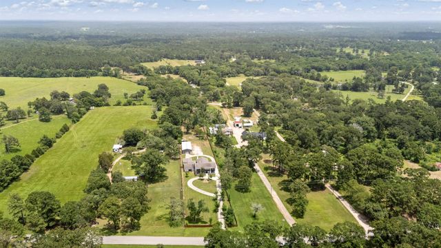 18022 Rogers Road, New Waverly, TX 77358