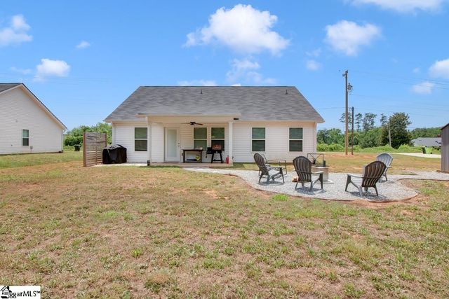 790 N Trade Ave Extension, Landrum, SC 29356
