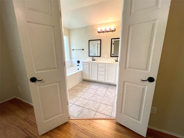 4213 Walling Forge DR, Austin, TX 78727