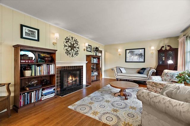 4309 Sunnybrook Drive, Kalamazoo City, MI 49008