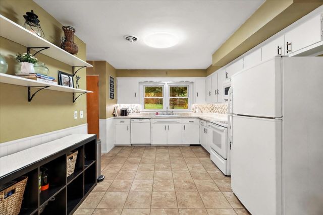 4309 Sunnybrook Drive, Kalamazoo City, MI 49008