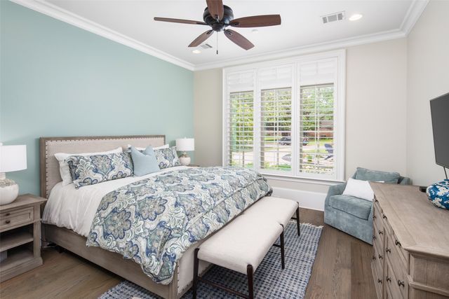 4674 College Park Drive, Dallas, TX 75229