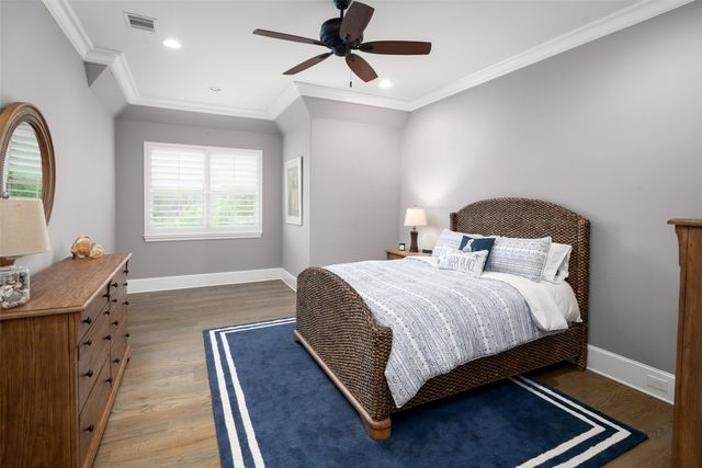 4674 College Park Drive, Dallas, TX 75229