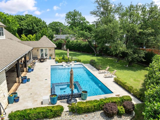 4674 College Park Drive, Dallas, TX 75229