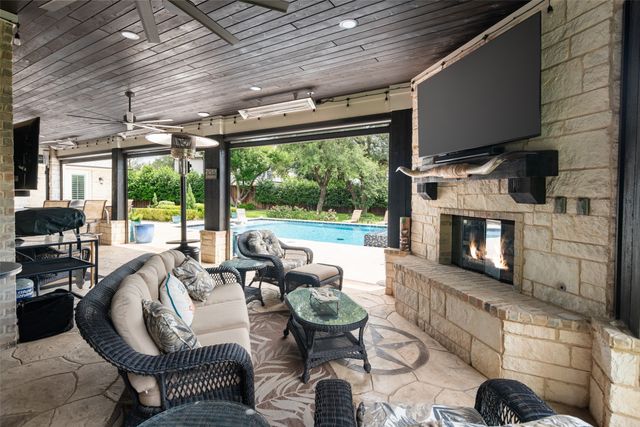 4674 College Park Drive, Dallas, TX 75229