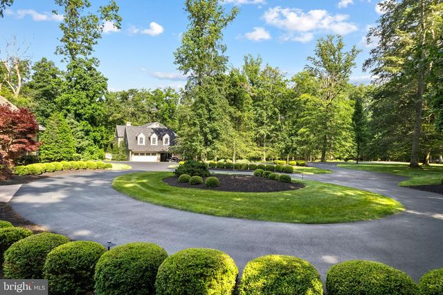 1990 WOODSIDE RD, Yardley, PA 19067