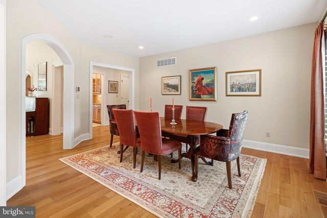 1990 WOODSIDE RD, Yardley, PA 19067