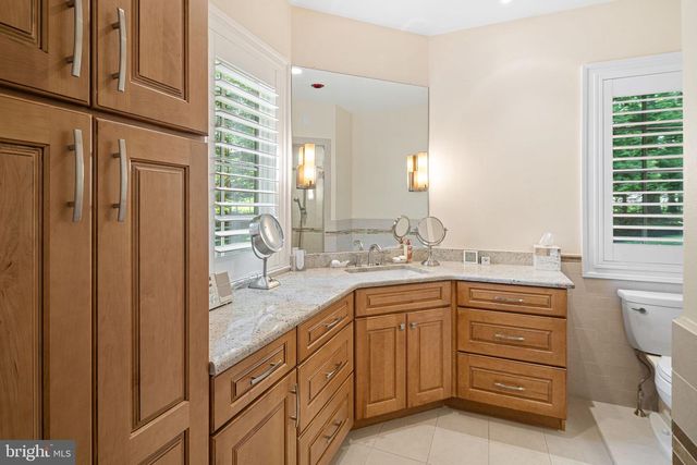 1990 WOODSIDE RD, Yardley, PA 19067