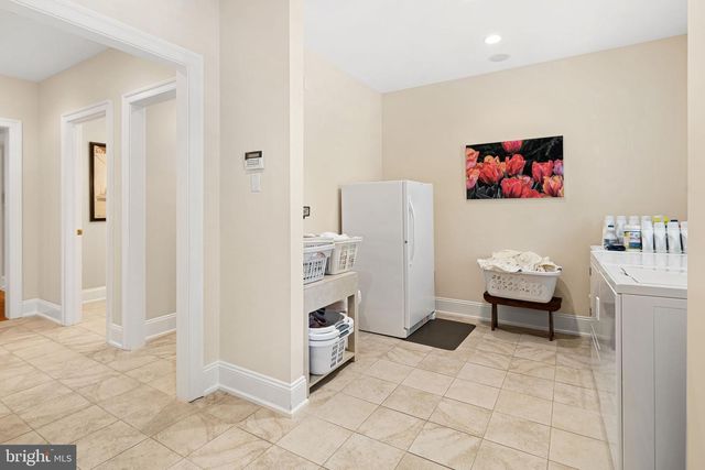 1990 WOODSIDE RD, Yardley, PA 19067