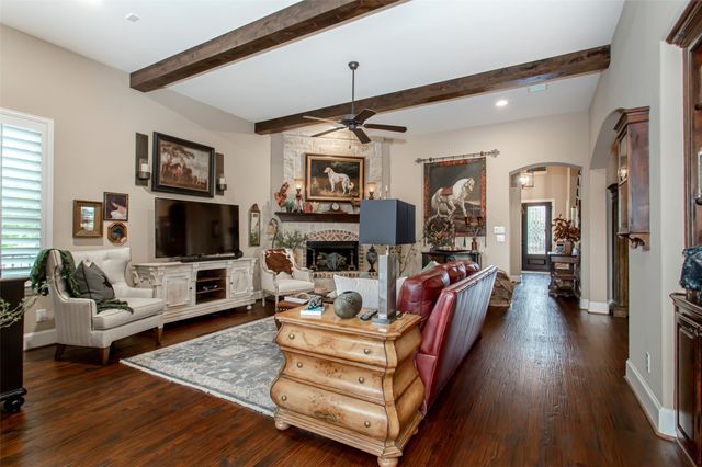 907 Clear Water Drive, Allen, TX 75013