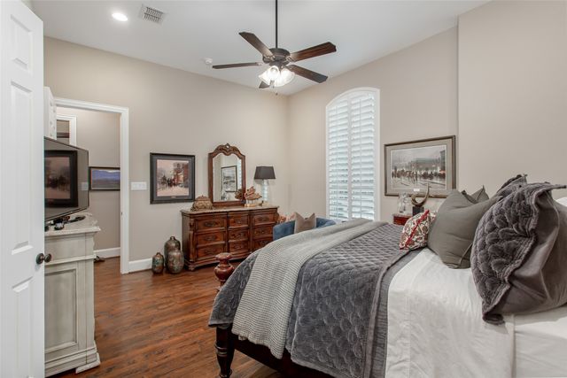 907 Clear Water Drive, Allen, TX 75013