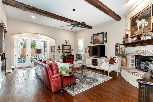 907 Clear Water Drive, Allen, TX 75013