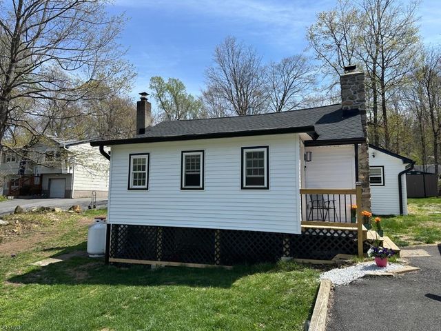 139 Bell Ave, Hopatcong Boro, NJ 07843