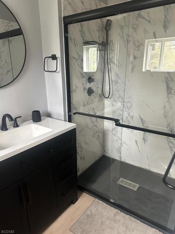 139 Bell Ave, Hopatcong Boro, NJ 07843