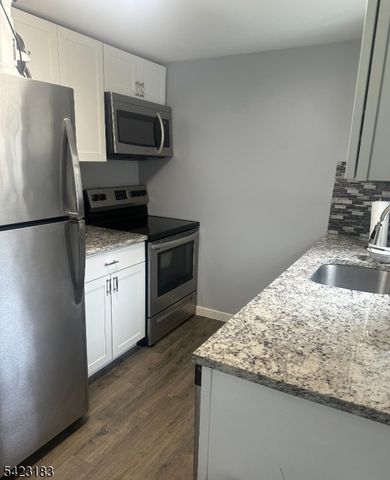 139 Bell Ave, Hopatcong Boro, NJ 07843