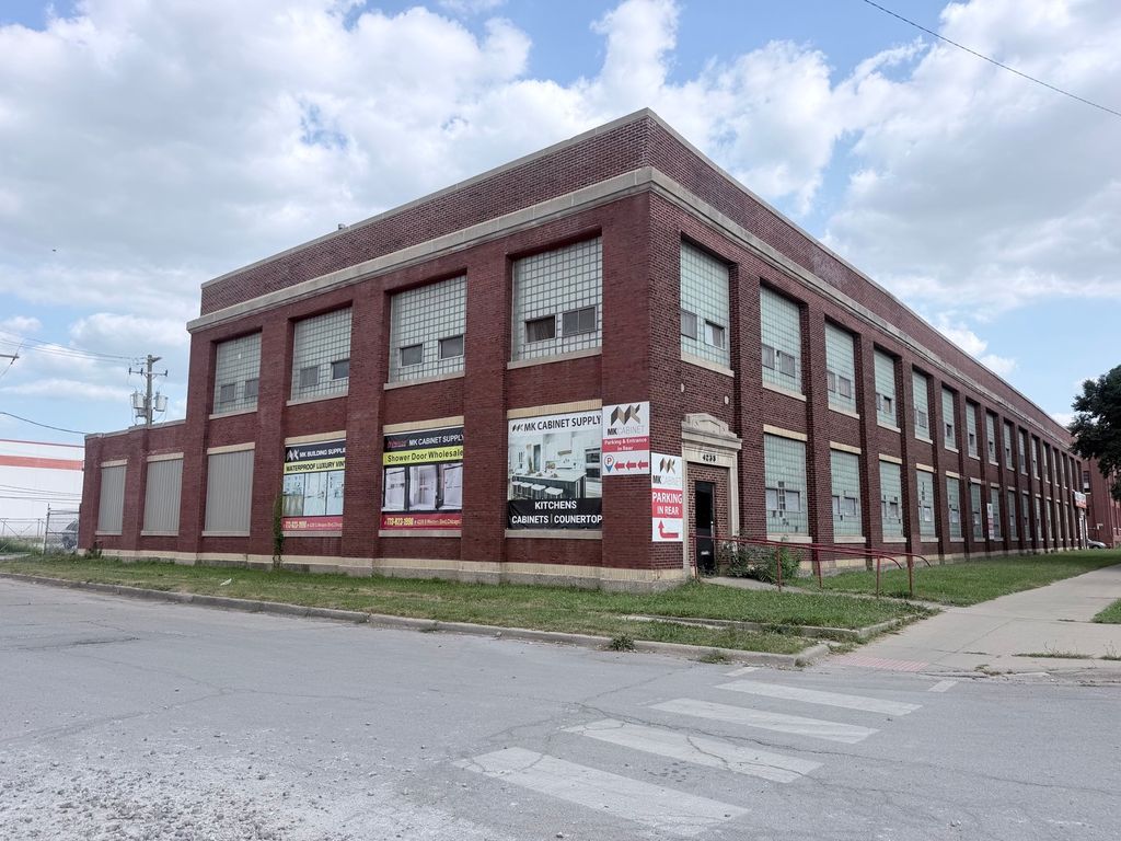 4235 S Western Boulevard, Chicago, IL 60609 — exterior