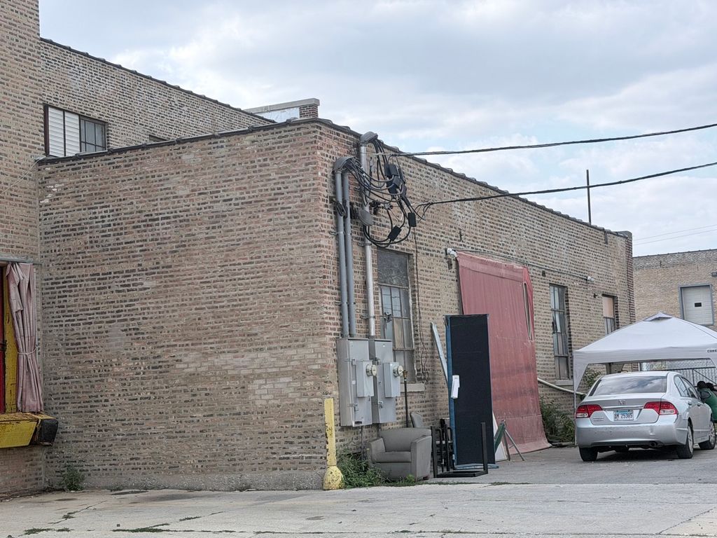 4235 S Western Boulevard, Chicago, IL 60609 — photo 2
