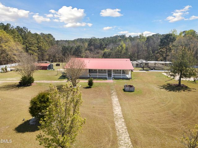 120 Farley Road, Cameron, NC 28326