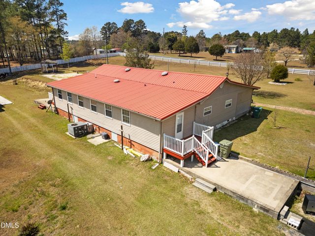 120 Farley Road, Cameron, NC 28326
