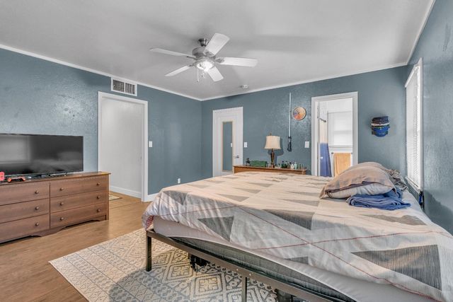 3343 E Weldon Ave, Fresno, CA 93703