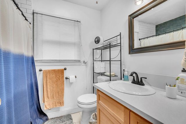 3343 E Weldon Ave, Fresno, CA 93703