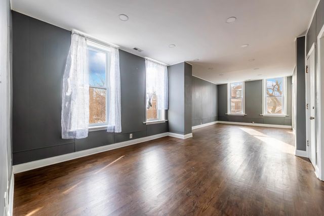 3651 S Wood Street, Chicago, IL 60609