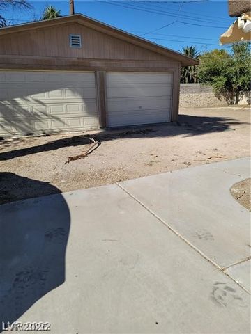 1413 Bryn Mawr Avenue, Las Vegas, NV 89102