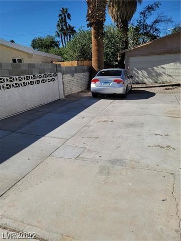 1413 Bryn Mawr Avenue, Las Vegas, NV 89102