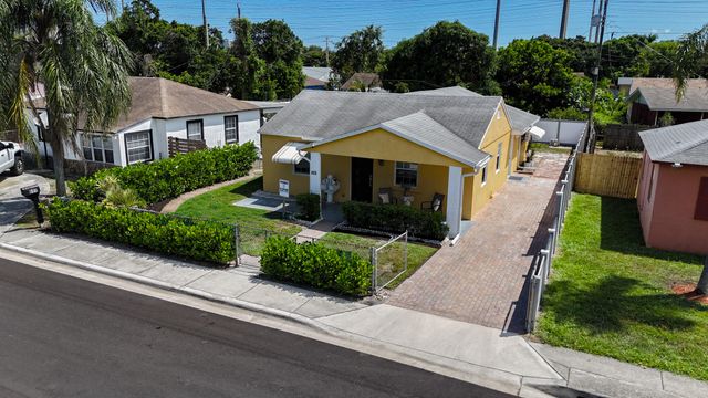 625 W 2ND Street, Riviera Beach, FL 33404