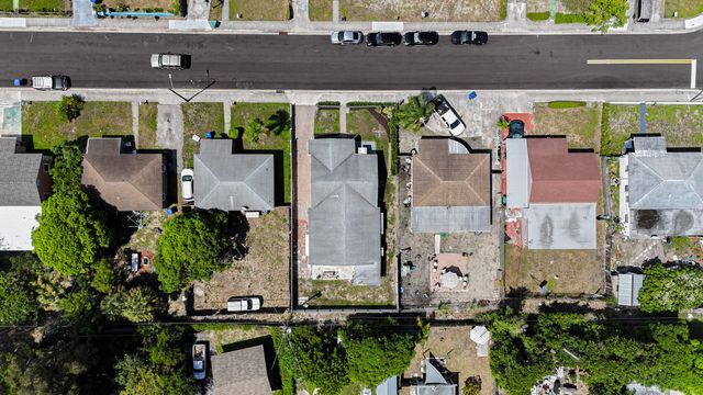 625 W 2ND Street, Riviera Beach, FL 33404