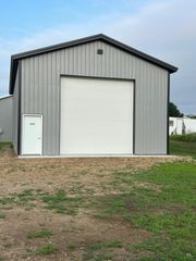 1633 N Hwy 59, Marshall, MN 56258
