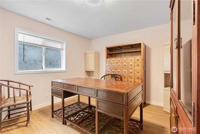5104 NW Sammamish Road, Issaquah, WA 98027