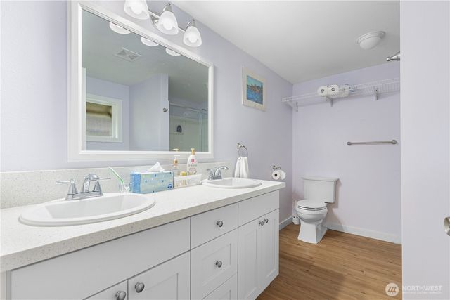 5104 NW Sammamish Road, Issaquah, WA 98027
