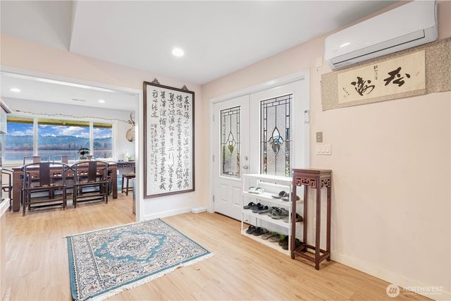 5104 NW Sammamish Road, Issaquah, WA 98027