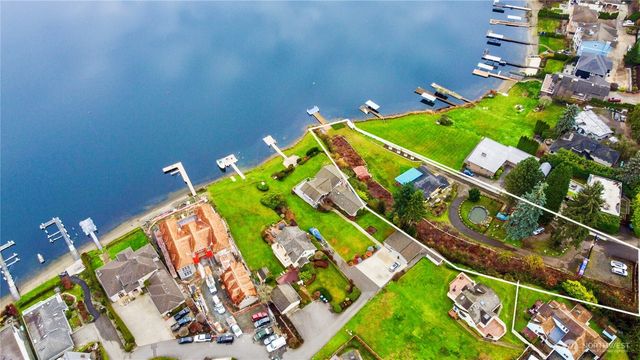 5104 NW Sammamish Road, Issaquah, WA 98027